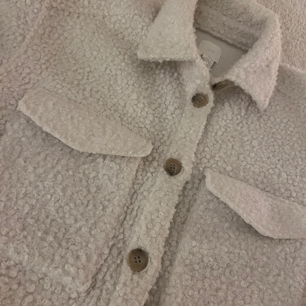 Fuzzy Jacket 🤍 - Picture 2 of 6